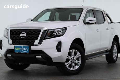 White 2021 Nissan Navara Dual Cab Pick-up St (4X2)
