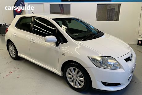 White 2009 Toyota Corolla Hatchback Levin Sx