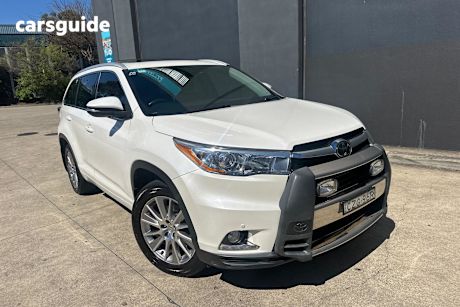 White 2015 Toyota Kluger SUV GRANDE 4WD