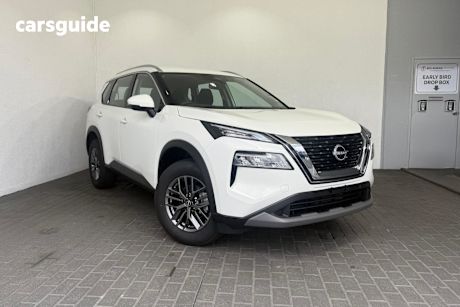 White 2025 Nissan X-Trail SUV ST F