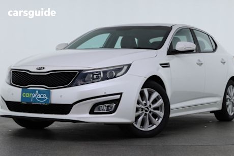 White 2015 Kia Optima Sedan Si