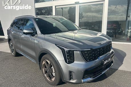 Grey 2025 Kia Sorento SUV HEV GT-LINE 4X4