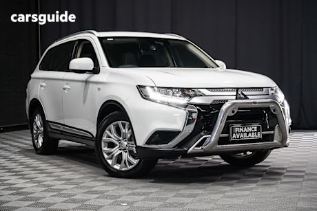 White 2020 Mitsubishi Outlander Wagon Es Adas 5 Seat (Awd)