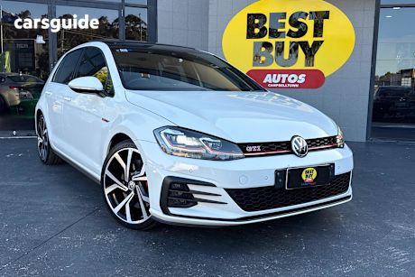 White 2018 Volkswagen Golf Hatch GTI F