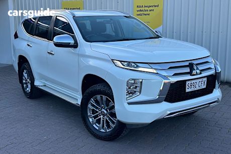 White 2020 Mitsubishi Pajero Sport SUV GLX 4X4