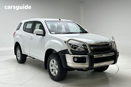 White 2020 Isuzu MU-X SUV LS-M 4X4