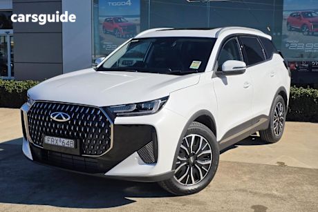 White 2025 Chery Tiggo 7 SUV ULTIMATE F