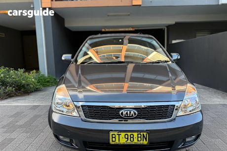 2012 Kia Grand Carnival Wagon Si