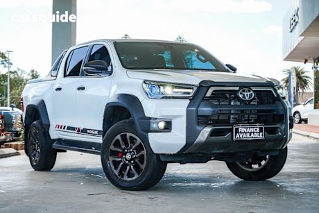 White 2023 Toyota Hilux Double Cab Pick Up Rogue (4X4) 6 Speaker