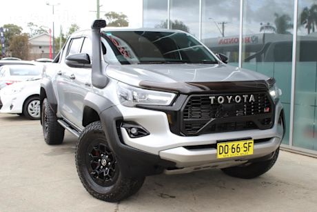Silver 2024 Toyota Hilux Ute Tray 4X4