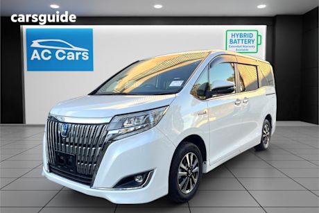White 2018 Toyota Esquire Commercial HYBRID MINIVAN PEOPLE MOVER