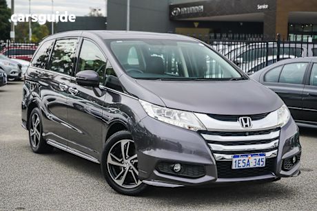 Grey 2014 Honda Odyssey Wagon Vti-L
