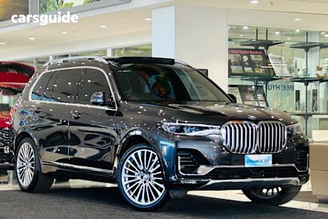 Grey 2020 BMW X7 SUV XDRIVE30D 4X4
