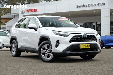 White 2023 Toyota RAV4 SUV GX F