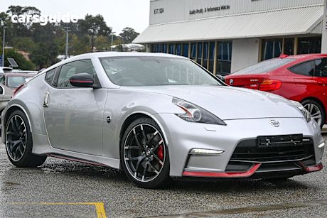Silver 2017 Nissan 370Z Coupe NISMO R