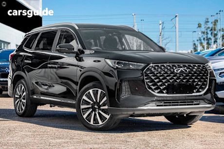 Black 2025 Chery Tiggo 8 SUV SUPER HYBRID ULTIMATE F