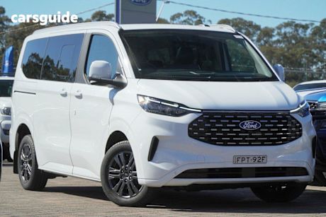 White 2024 Ford Tourneo SUV TITANIUM X F