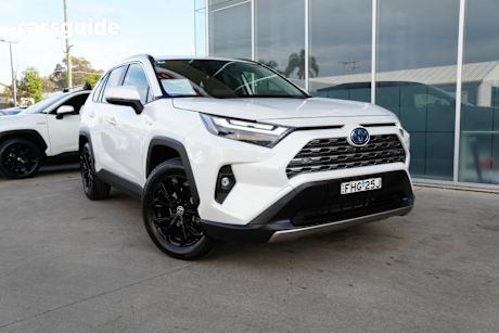White 2024 Toyota RAV4 SUV