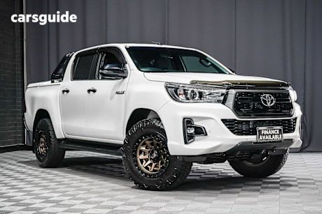 White 2019 Toyota Hilux Double Cab Pick Up Rogue (4X4)