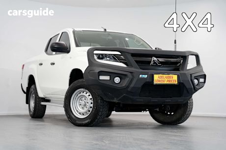 White 2020 Mitsubishi Triton Ute Tray GLX 4X4