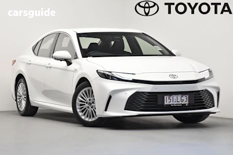 White 2024 Toyota Camry Sedan Ascent Hybrid