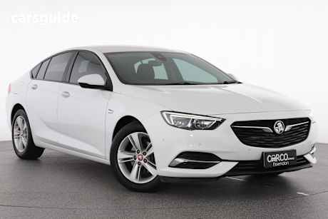 White 2018 Holden Commodore Hatch LT F