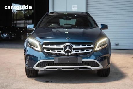 Blue 2019 Mercedes-Benz GLA-Class SUV GLA180 F