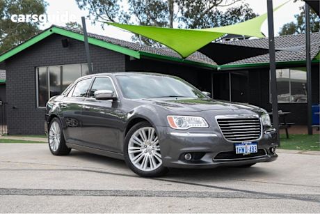 Silver 2014 Chrysler 300 Sedan C R