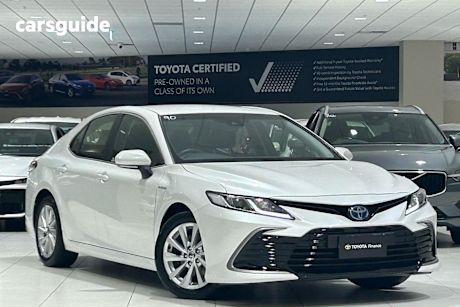 White 2021 Toyota Camry Sedan ASCENT F