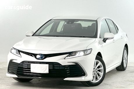 White 2021 Toyota Camry Sedan ASCENT F