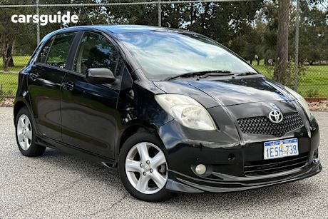 Black 2006 Toyota Yaris Hatchback Yrs