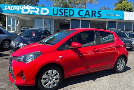 Red 2015 Toyota Yaris Hatchback Ascent