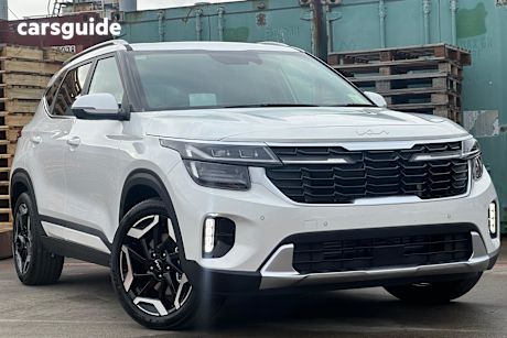 White 2025 Kia Seltos SUV GT-LINE F