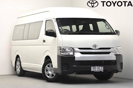 White 2017 Toyota HiAce Bus Commuter (12 Seats)