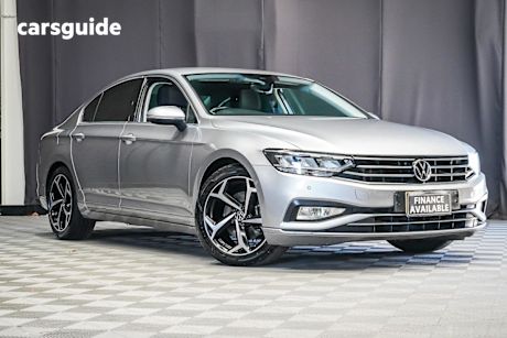 Silver 2022 Volkswagen Passat Sedan 140Tsi Business