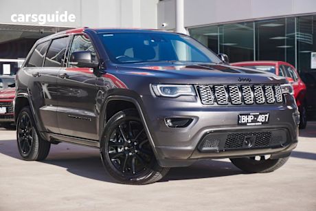Grey 2020 Jeep Grand Cherokee Wagon Night Eagle (4X4)