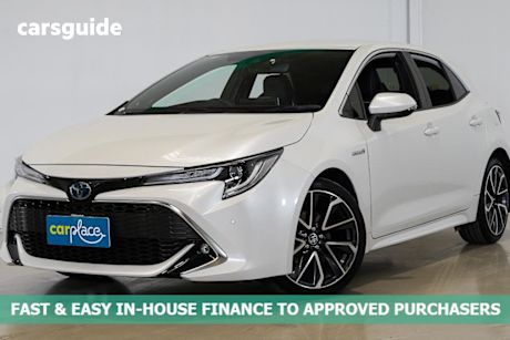 White 2021 Toyota Corolla Hatchback Zr Hybrid