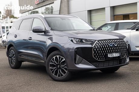 Grey 2025 Chery Tiggo 7 SUV SUPER HYBRID ULTIMATE F