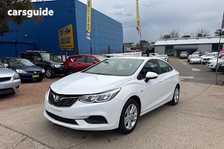 White 2018 Holden Astra Sedan Lt