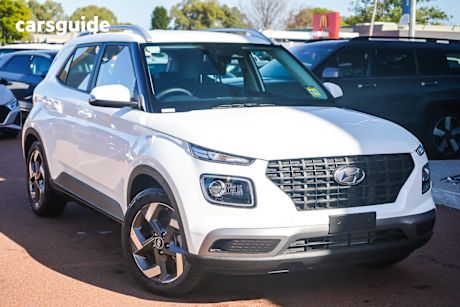 White 2025 Hyundai Venue SUV ACTIVE F
