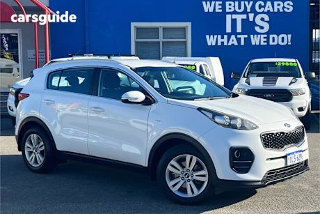 White 2017 Kia Sportage SUV SI 4X4