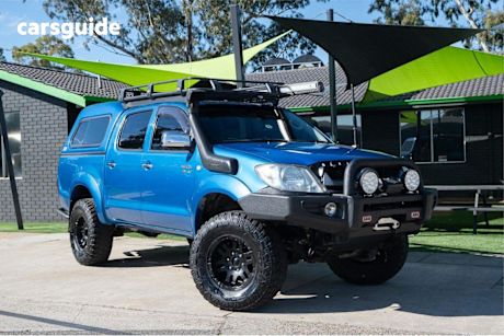 Blue 2008 Toyota Hilux Dual Cab Pick-up Sr5 (4X4)