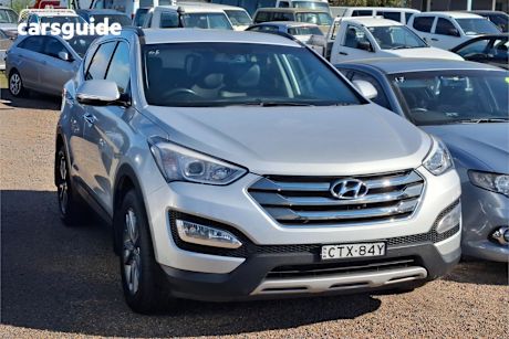Silver 2014 Hyundai Santa FE SUV ACTIVE