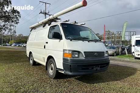 White 1999 Toyota HiAce Van