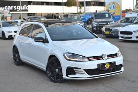 White 2019 Volkswagen Golf Hatch GTI F
