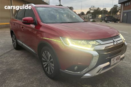 Red 2019 Mitsubishi Outlander SUV LS F
