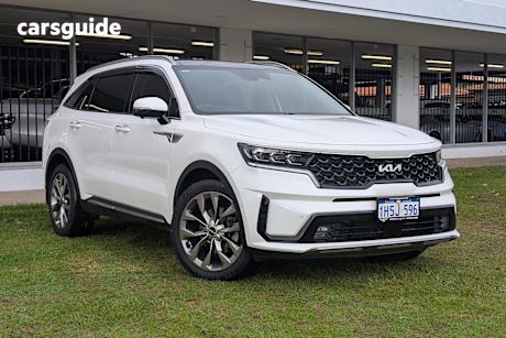 White 2022 Kia Sorento SUV GT-LINE 4X4