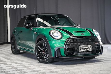 Green 2022 Mini Cooper Hatchback S Classic 3D Hatch