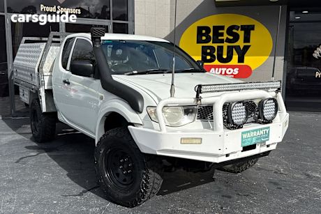 White 2011 Mitsubishi Triton Ute Tray GL-R 4X4