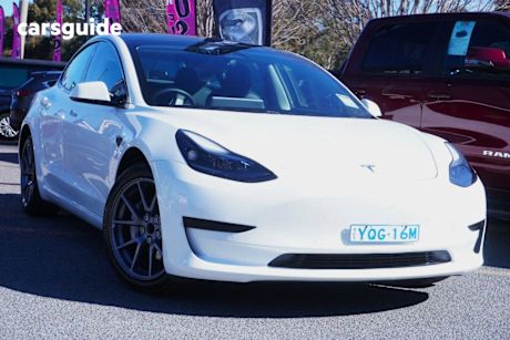 White 2022 Tesla Model 3 Sedan Rear-Wheel Drive